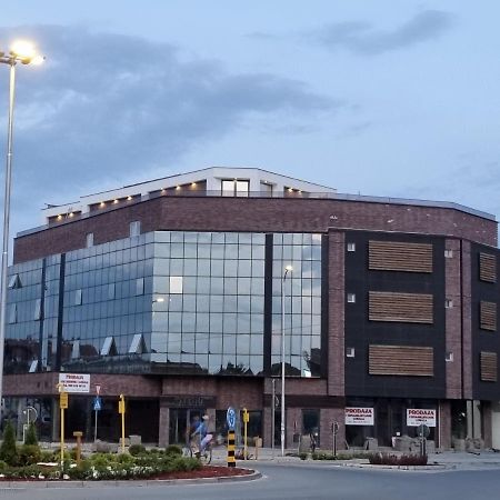 Sky Apartmani & Spa Leskovac  Bagian luar foto