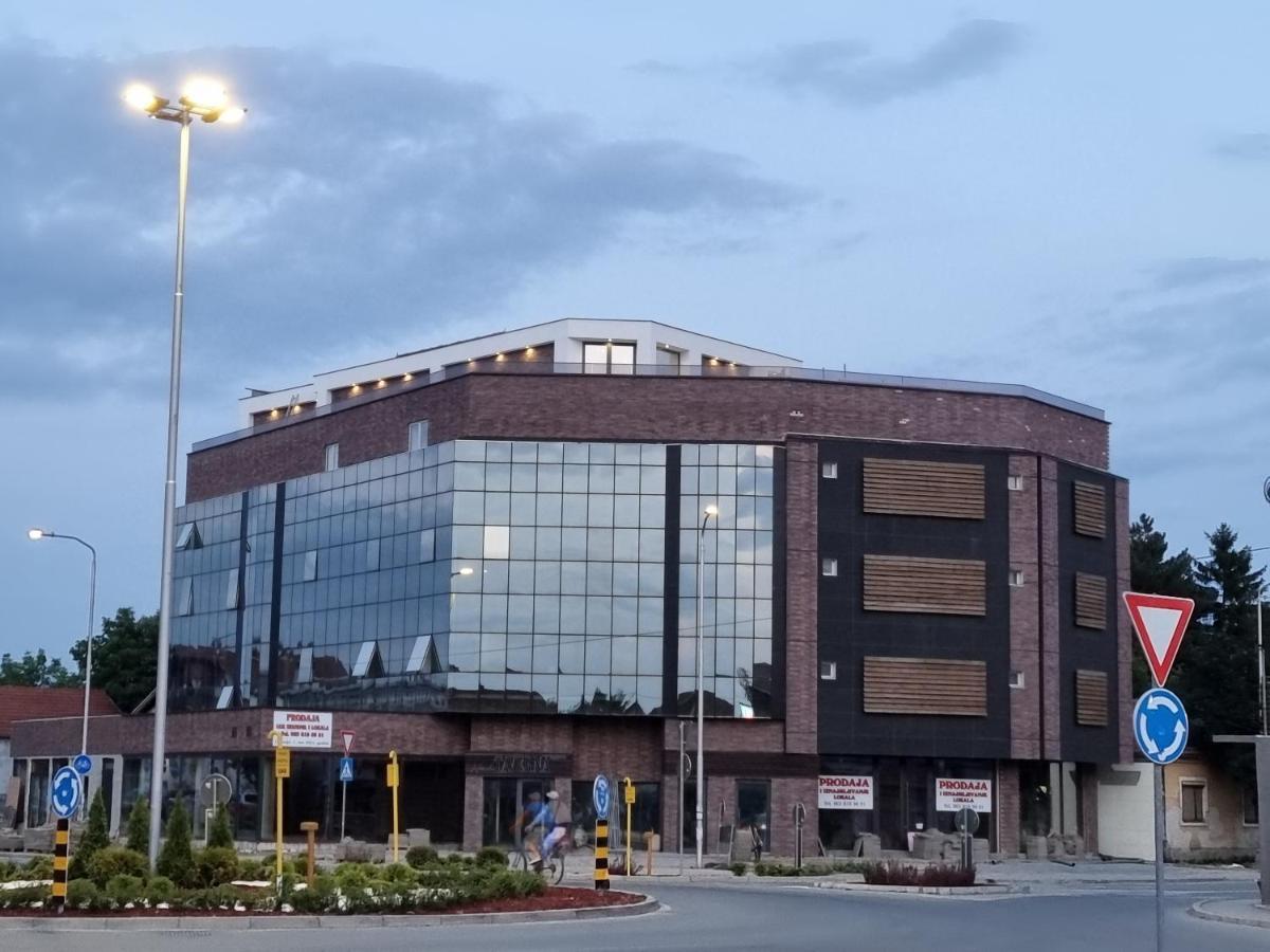 Sky Apartmani & Spa Leskovac  Bagian luar foto