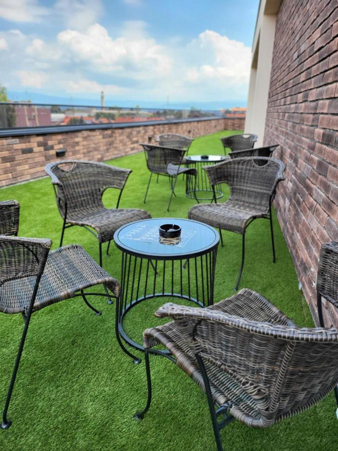 Sky Apartmani & Spa Leskovac  Bagian luar foto