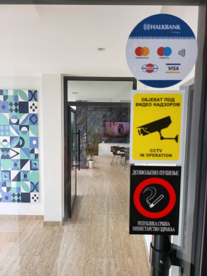 Sky Apartmani & Spa Leskovac  Bagian luar foto