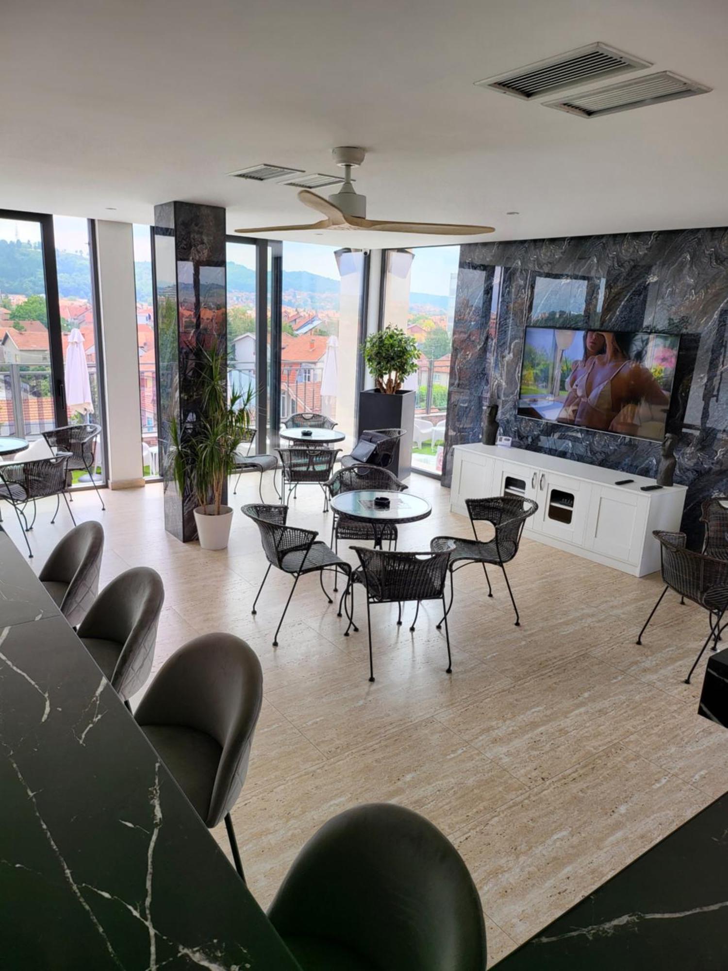 Sky Apartmani & Spa Leskovac  Ruang foto